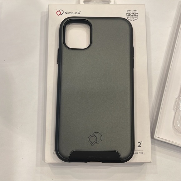 iPhone 11 case, military green, military standard - Picture 3 of 3